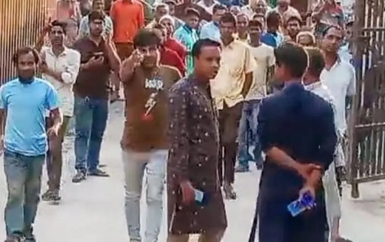 বিএনপি নেতার নেতৃত্বে থানায় হামলা: পুলিশসহ আহত…